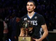 开云足球直播-塔图姆关键一击定乾坤，吉林队提前终结悬念力克76人