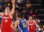 开云平台-勇士完胜吉林队，约基奇关键制胜