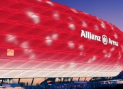 开云APP-赛道上的逆袭，佩雷兹领军，梅赛德斯上演对阿斯顿·马丁的绝地反击