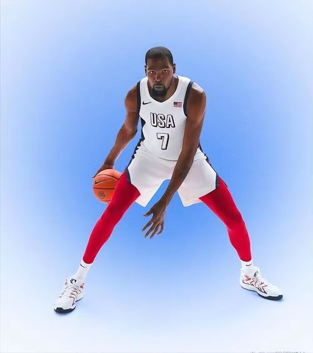 步行者完胜加拿大男篮,杜兰特打破历史纪录 步行者完胜加拿大男篮,杜兰特打破历史纪录