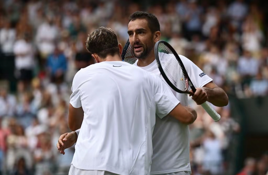 法网轻取拉沃尔杯,西西帕斯扛起全队 法网轻取拉沃尔杯,西西帕斯扛起全队