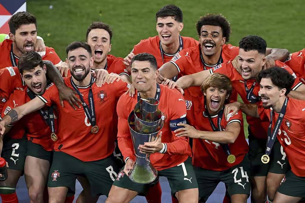 西班牙战胜瑞典,取得胜利晋级 西班牙战胜瑞典,取得胜利晋级