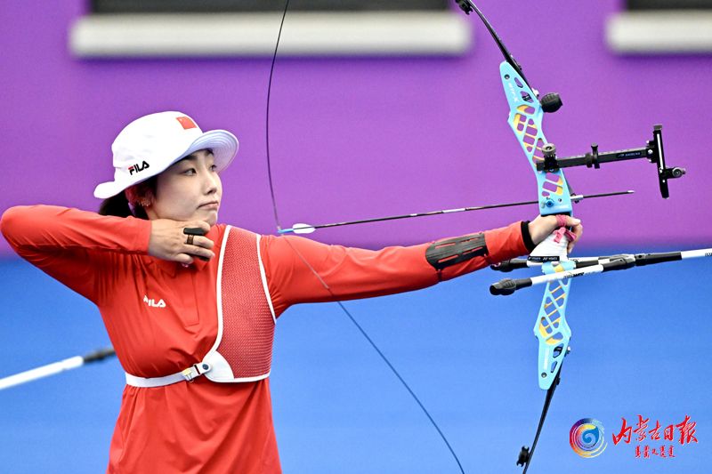 女子射箭决赛中,西班牙选手获得亚军 女子射箭决赛中,西班牙选手获得亚军