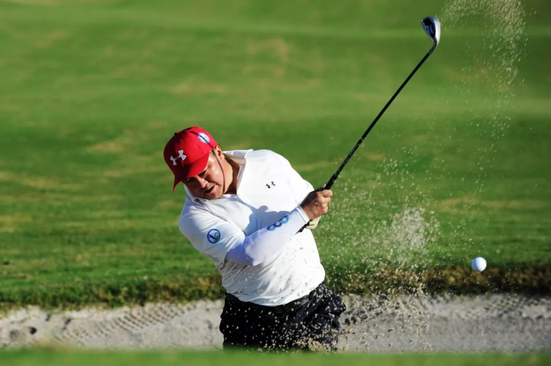 斯洛伐克队一路领先晋级八强