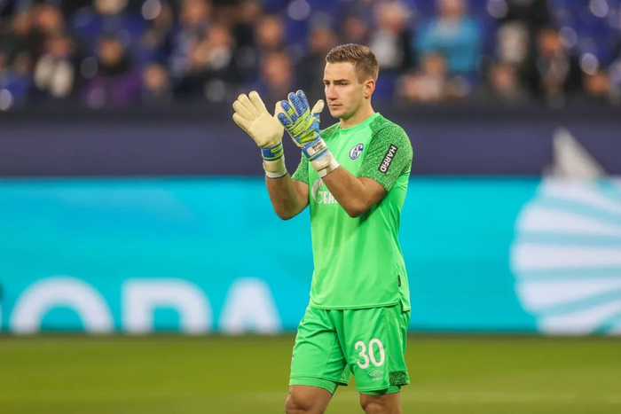 沙尔克再战一场，决心改写战绩的简单介绍