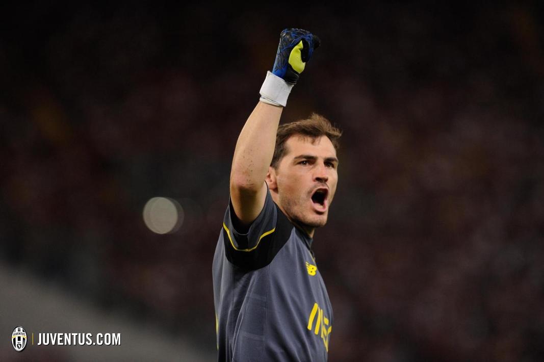 关于波尔图防守不力，尤文图斯抓住机会反超比分的信息