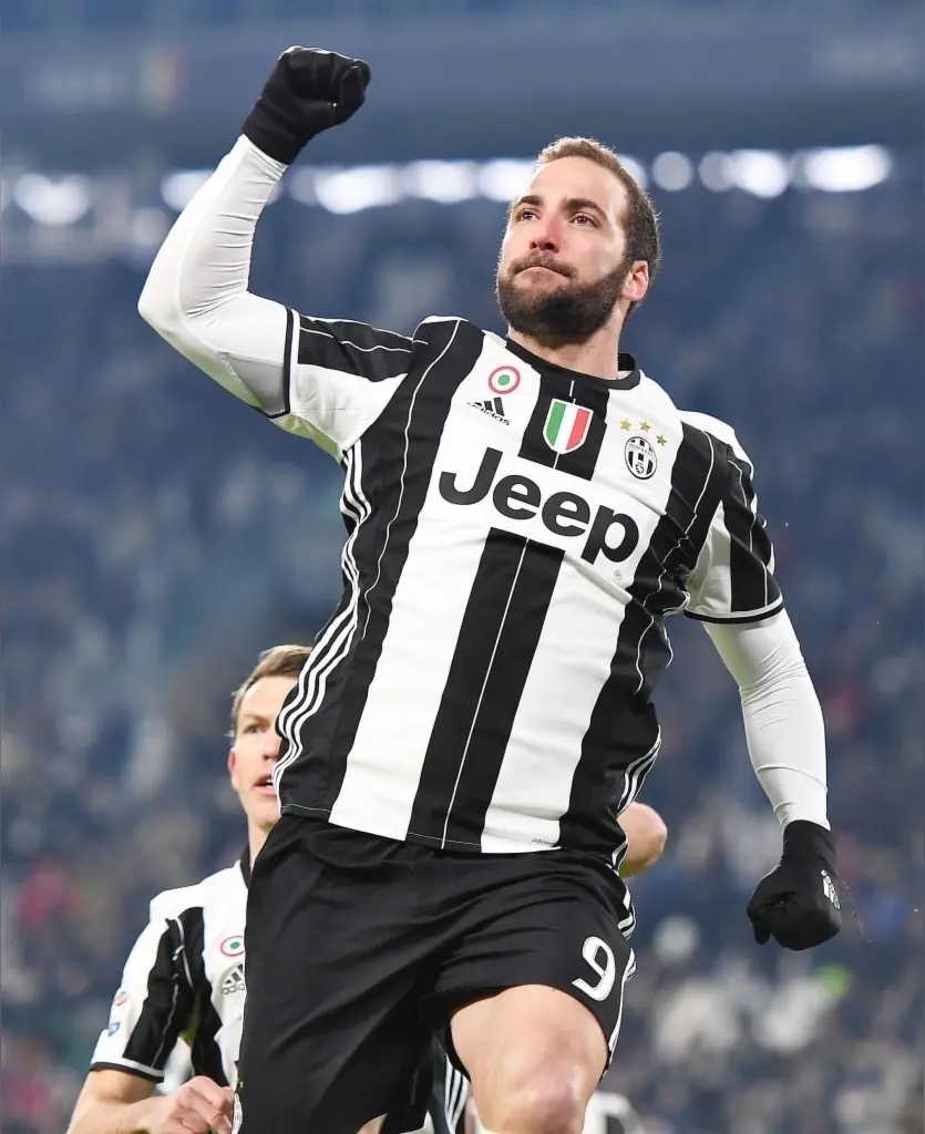 关于尤文图斯英勇奋战，成功逆转晋级的信息