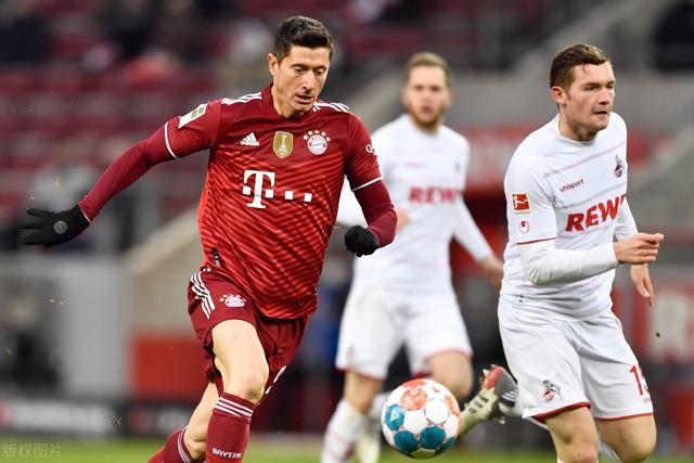 包含莱比锡红牛血洗勒沃库森，哈兰德打破历史纪录的词条