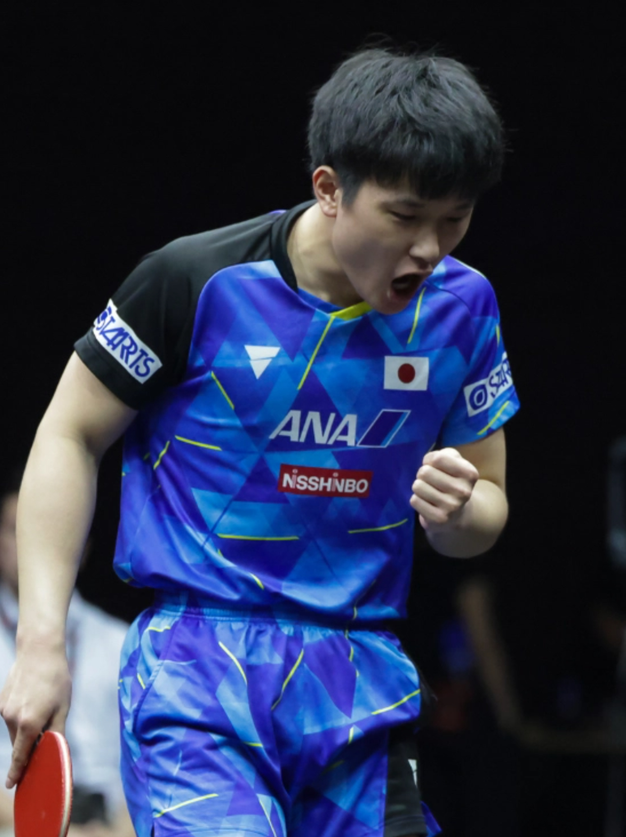 韩国乒乓球队险胜日本乒乓球队，奥恰洛夫高光表现的简单介绍