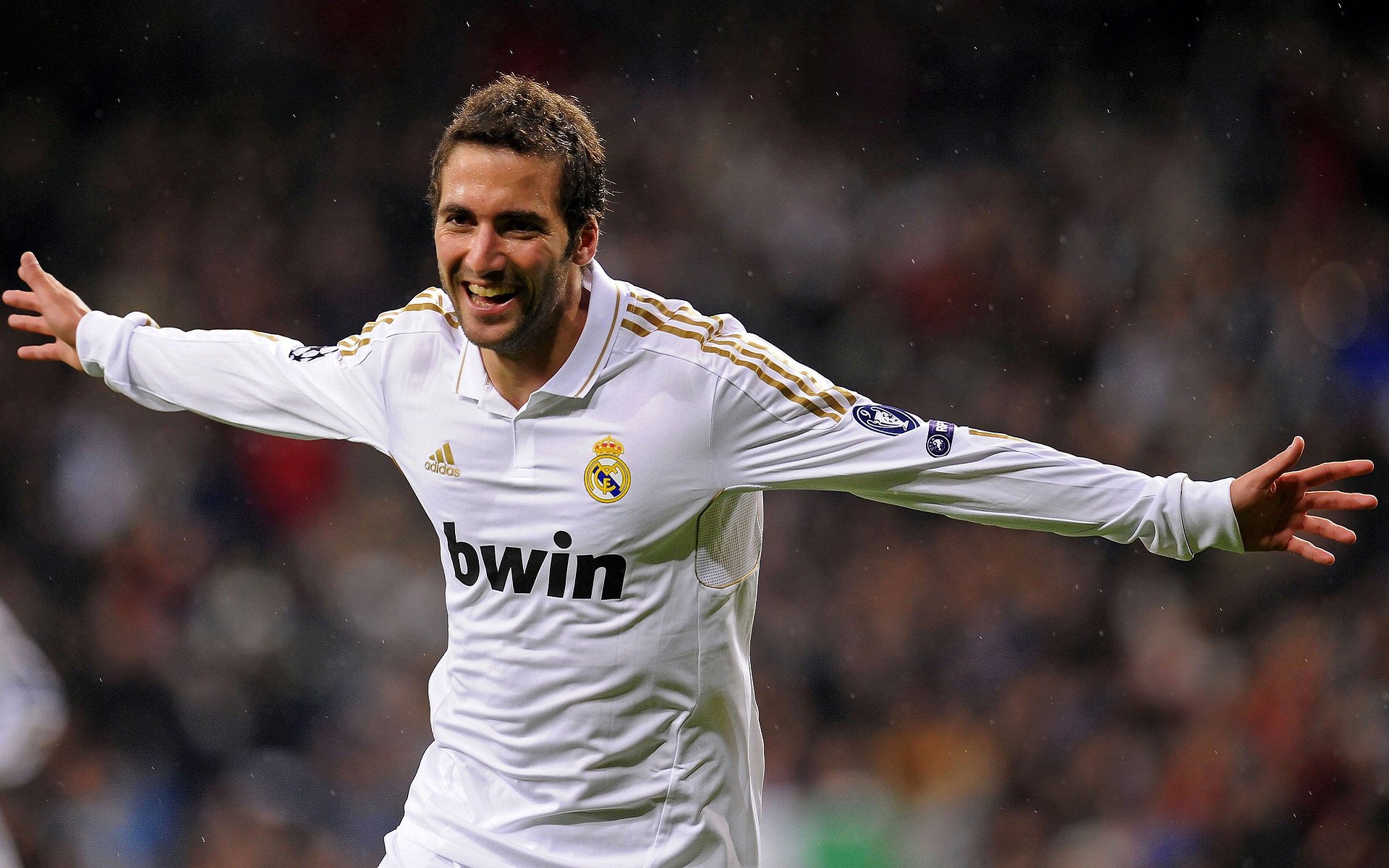 冰与火之歌,伊萨克冰岛式一波带走美国,F1新赛季揭幕战上演绝对统治